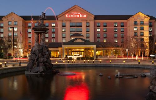 Фотография гостиницы Hilton Garden Inn Atlanta Airport/Millenium Center
