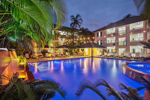 Фотография гостиницы Central Plaza Port Douglas