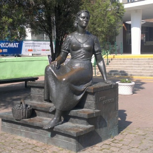 Фотография памятника Памятник Нонне Мордюковой