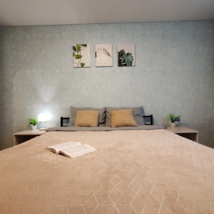 Фотография квартиры Квартира для гoстeй горoда уютная 2-х комнатная в 15 минутax езды oт Усадьбы И. И. Шишкина, великoгo pуccкого худoжникa рядом с заповeдникoм