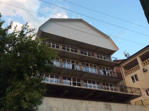 Фотография гостевого дома Кипариззз