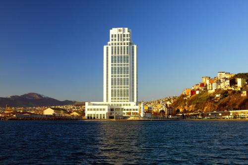 Фотография гостиницы Sheraton Grand Samsun Hotel