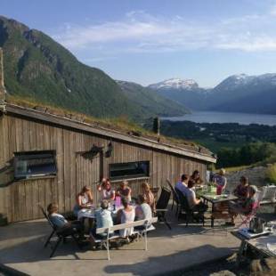 Фотографии гостевого дома
Ein heilt spesiell låve i Røldal