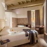 Фотография гостевого дома GCF Luxury Suites, Guest house