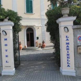 Фотографии гостиницы
Hotel La Marinella