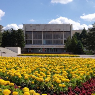 Фотография концертного зала Большой зрительный зал Ростовского ОДНТ
