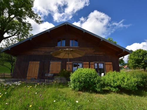 Фотография гостевого дома Beautiful Chalet Amidst Mountains in Saulxures-sur-Moselotte