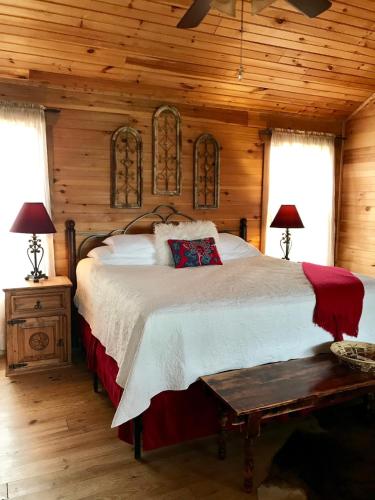 Фотография мини отеля City on a Hill at Spring Creek