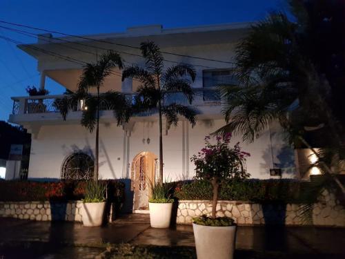 Фотография гостиницы Hostal CasaBlanca