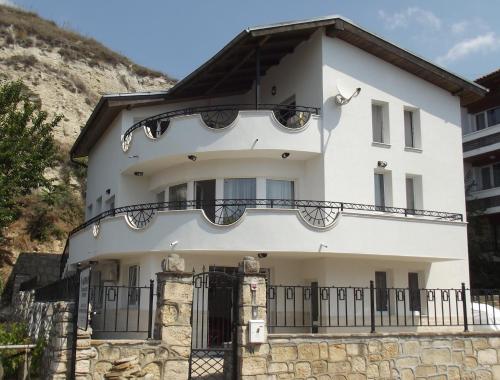 Фотография Коттеджа Villa Monche