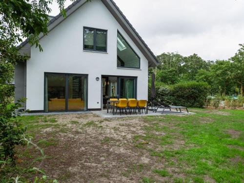 Фотографии гостевого дома 
            Modern Holiday Home in Texel with Garden