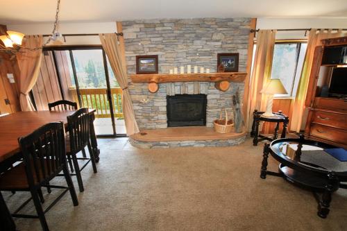 Фотографии гостевого дома
Mammoth Ski & Racquet Club #12 - Pet Okay!