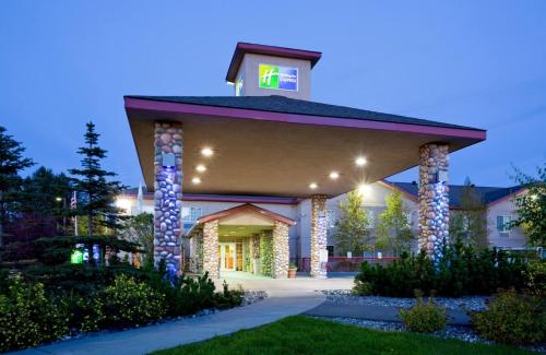 Фотография гостиницы Holiday Inn Express Anchorage, an IHG Hotel