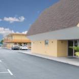 Фотография мини отеля Express Inn Newport News
