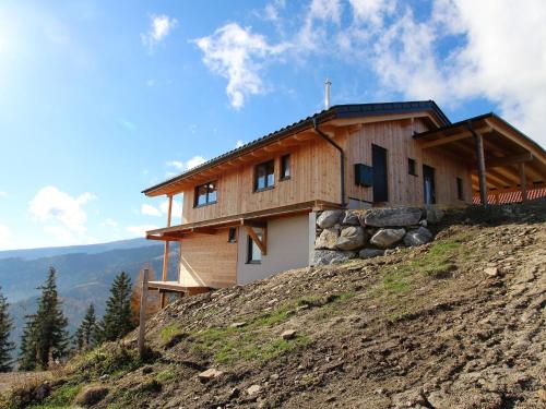 Фотография гостевого дома Alpina Lodge