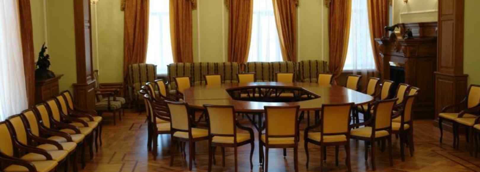 Фотография конференц-зала Каминный зал Томского дома ученых