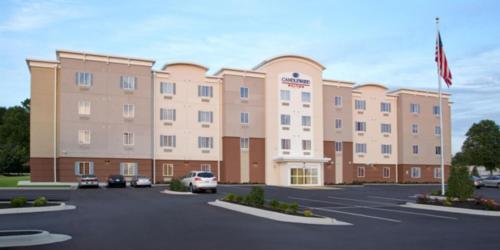 Фотография гостиницы Candlewood Suites - Brighton, an IHG Hotel