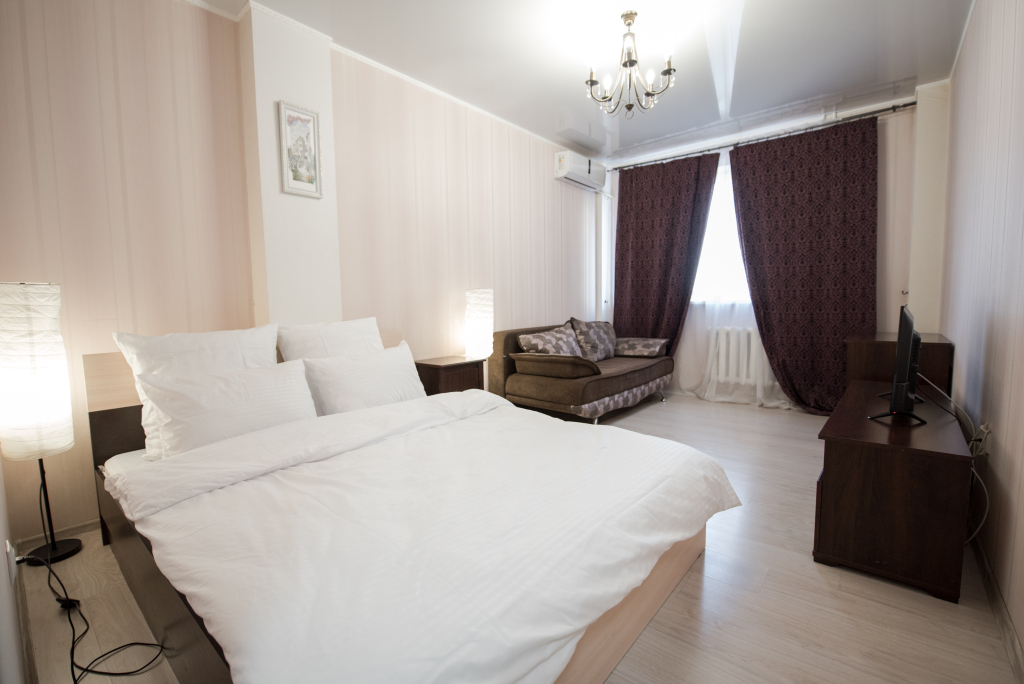 Фотография квартиры Апартаменты Smile Apartments с Балконом в Золотом Квадрате ЗЖМ