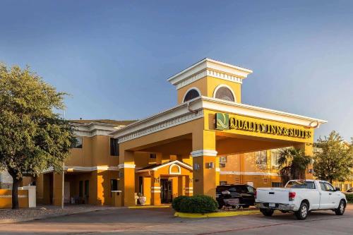 Фотография гостиницы Quality Inn & Suites Granbury