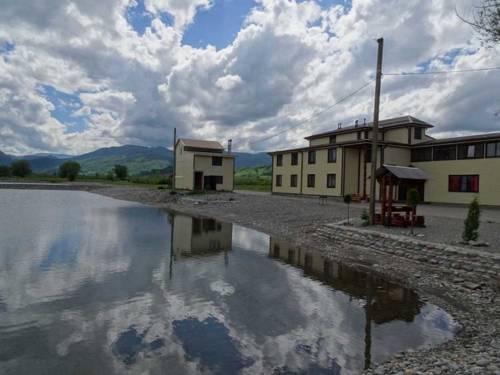 Фотографии мини отеля
Горный гонщик