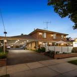 Фотография мотеля Golden Square Motor Inn