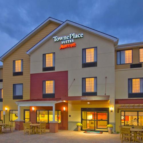 Фотография гостиницы TownePlace Suites Redding