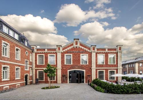 Фотография гостиницы Hotel & Restaurant Heyligenstaedt