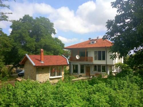 Фотографии гостевого дома 
            Бялата къща Калугерица