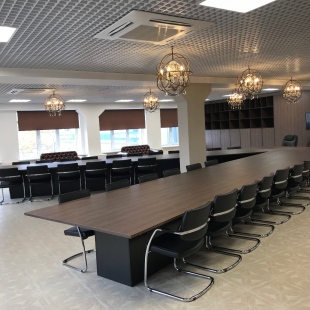 Фотография комнаты для переговоров Комната для переговоров "Стрелка"