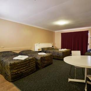 Фотографии мотеля
Jefferys Motel