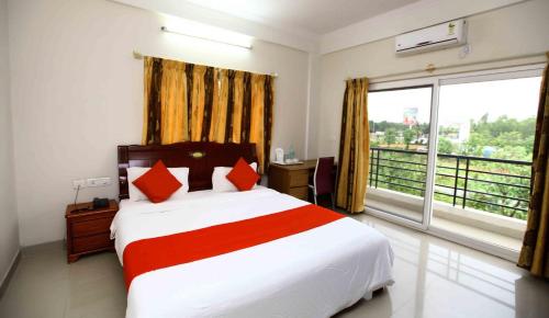 Фотография гостиницы Airport Gateway Hotel-Fully Vaccinated Staff