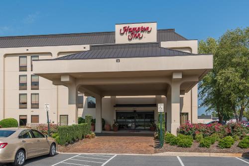Фотография гостиницы Hampton Inn Salisbury