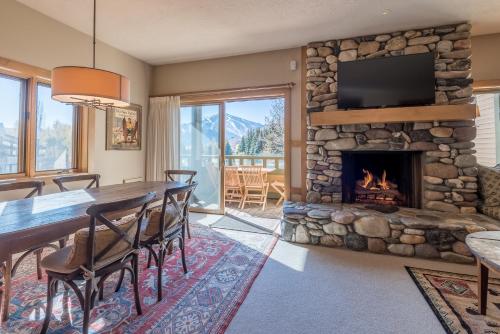 Фотография гостевого дома Wildflower Condo 615-1 Bedroom Sun Valley Resort Amenities & Spectacular View