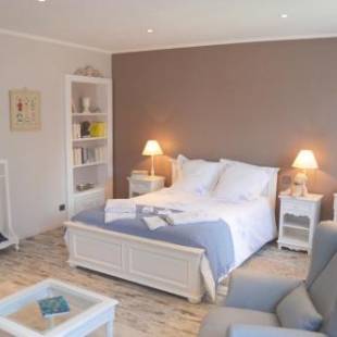 Фотографии мини отеля
Côté vignes