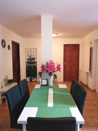 Фотография гостевого дома HOKE lakás