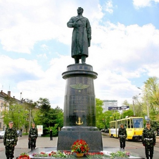 Фотография памятника Памятник Н. А. Токареву