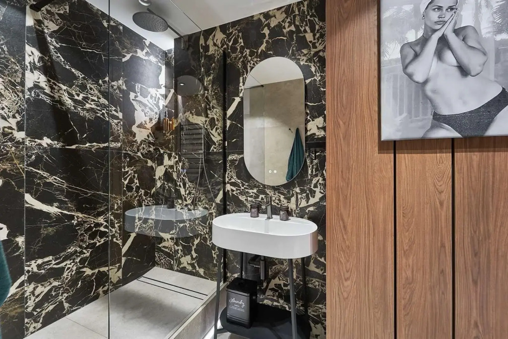 Фотография Коттеджа Пентхаус на Николы Теслы 20