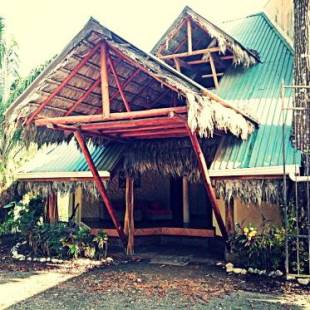 Фотографии хостела
La Palapa Hut Nature Hostel & Campground