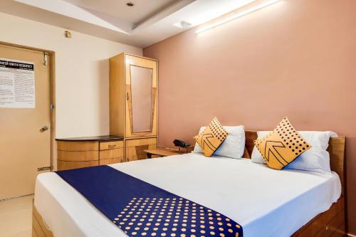 Фотографии гостиницы
SPOT ON 76264 Sgs Residency