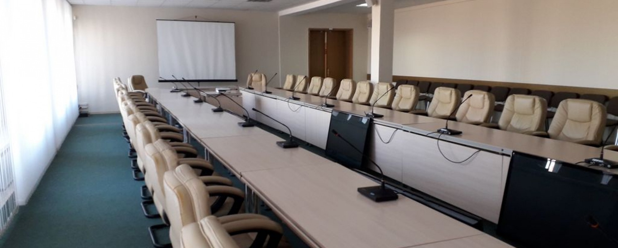 Фотографии конференц-зала Конференц-зал Дома учёных