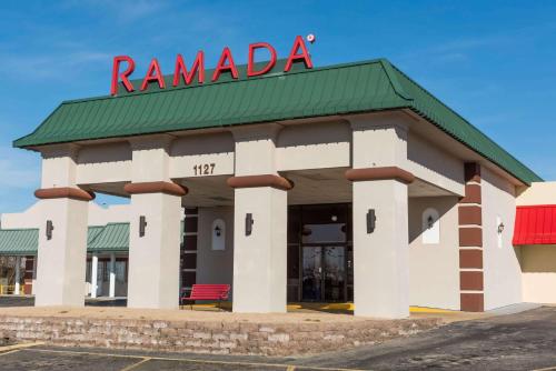 Фотографии гостиницы 
            Ramada by Wyndham Mountain Home