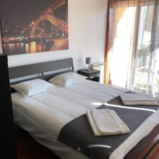 Фотографии гостевого дома
Metro Heroismo Residence