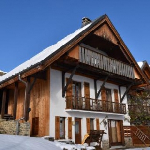 Фотография гостевого дома Vaujany Locations - Chalet Perin