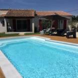 Фотография гостевого дома Très jolie location vacances climatisée, 6 personnes proche des Baux de Provence, située au coeur des Alpilles à Mouriès, LS1-312 Clarta