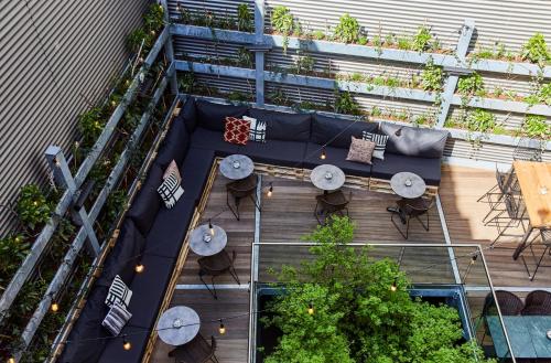 Фотография гостиницы Hotel Indigo Antwerp City Centre, an IHG Hotel