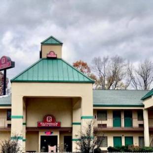 Фотографии гостиницы
Days Inn by Wyndham North Little Rock Maumelle