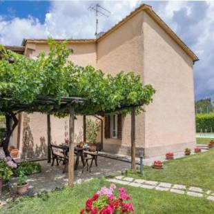 Фотографии гостевого дома
La Pergola