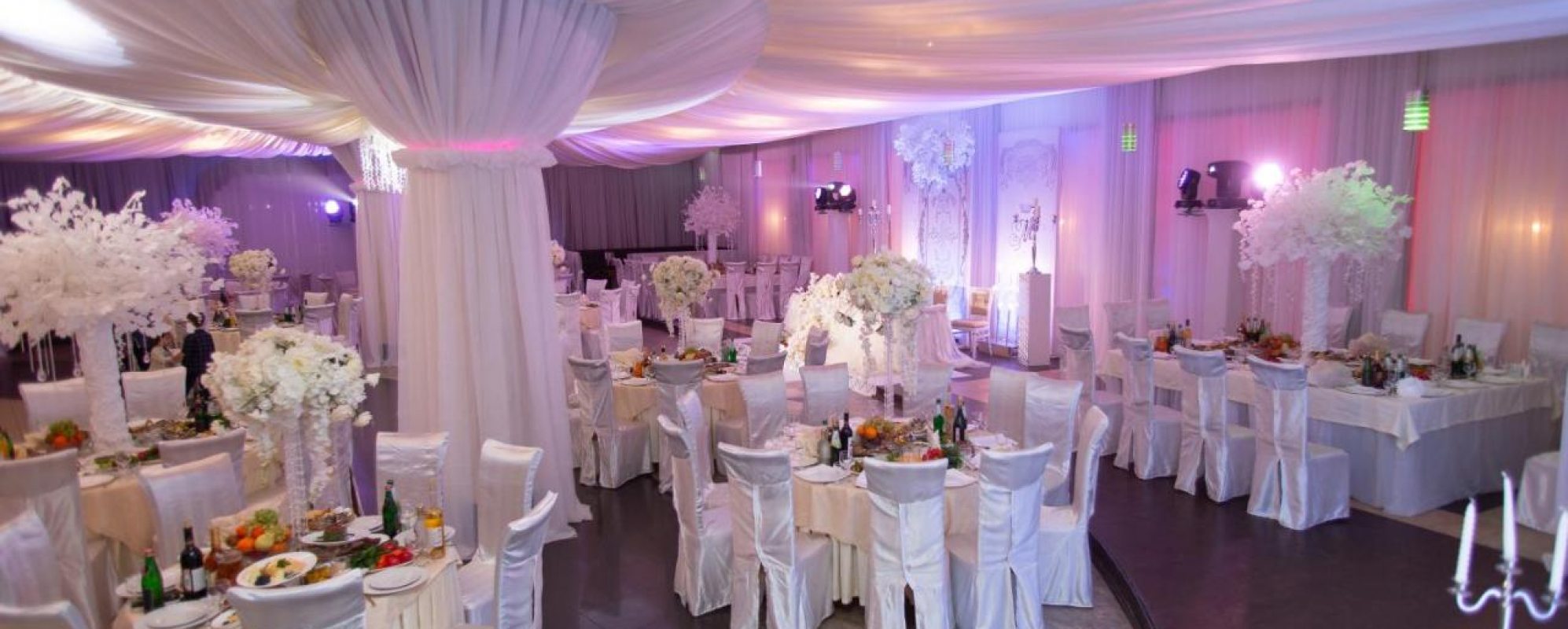 Фотографии банкетного зала Фаворит