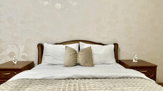 Фотографии квартиры 
            Квартира Двухкомнатная в центре с красивым видом на город