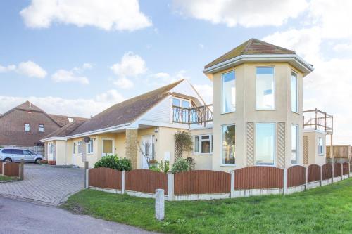 Фотография мини отеля The Waves B&B